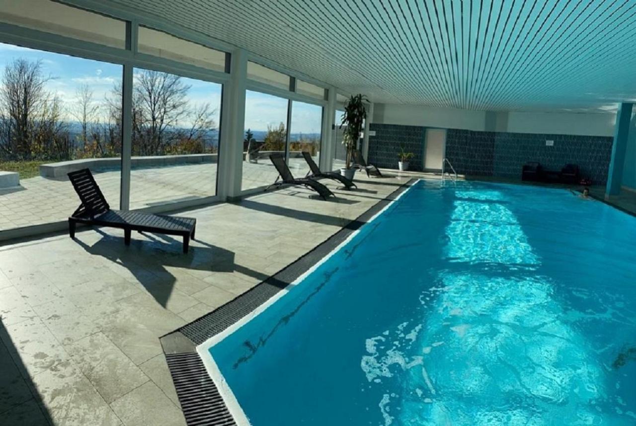 Traumblick Bayerischer Wald, Pool & Sauna, Getraenke, Klimaanlage Apartment *